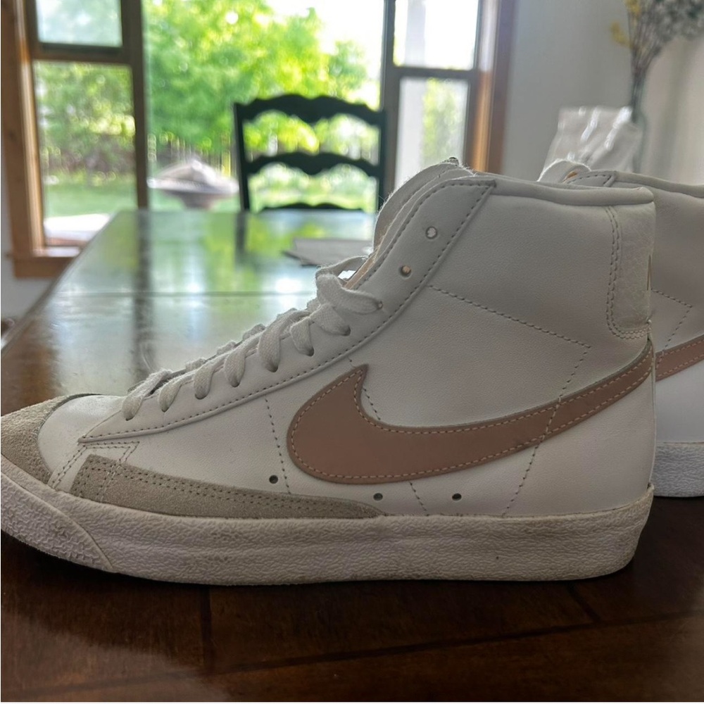 Nike blazers - white/pink